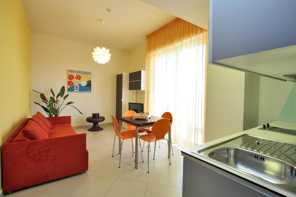 Noha Apartahotel 3*